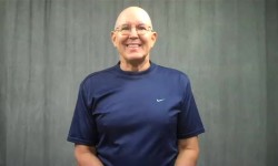 Man Tries to Help Ungrateful Snake