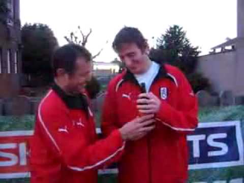 Fulham Deaf Football Club BSL News Ayad& Ben 01/04/06